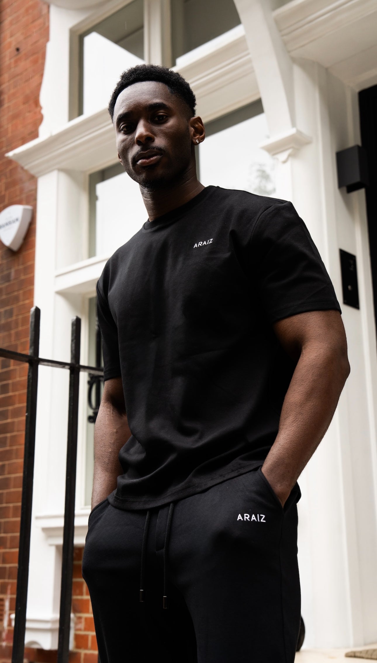 Essential T-shirt - Black